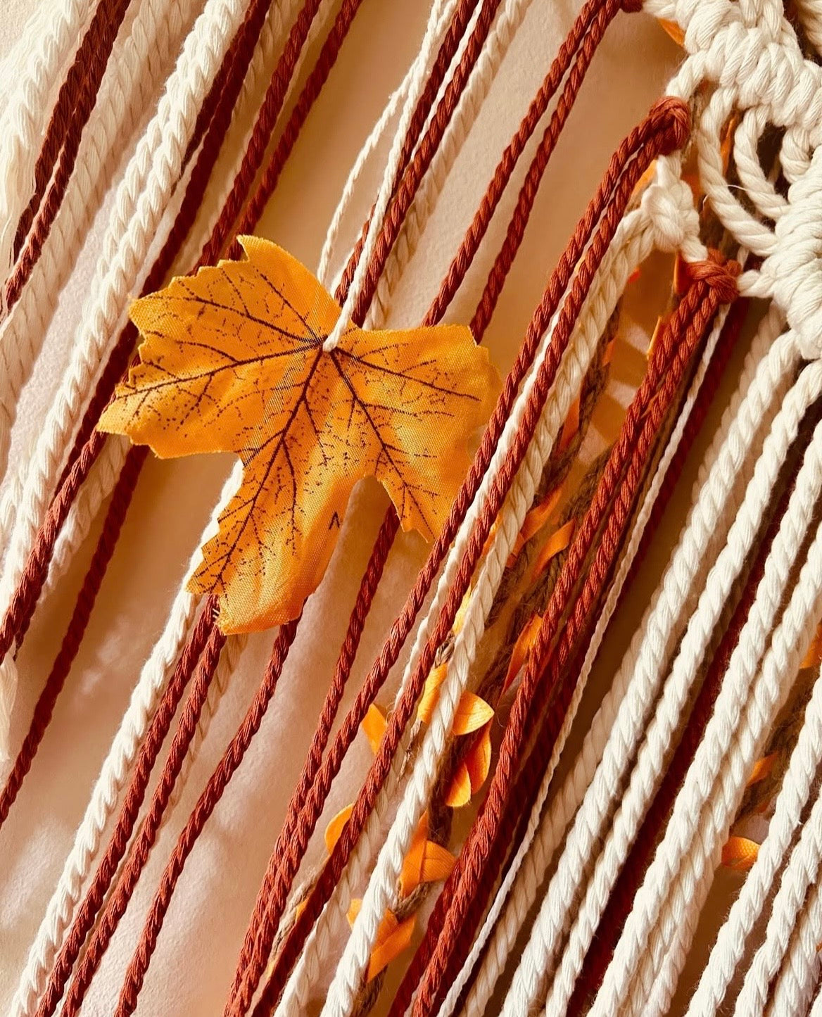 Macramé automnale orange