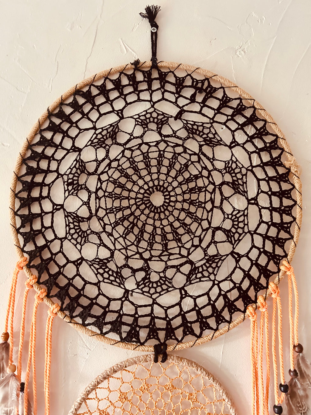 Attrape rêve orange et noir