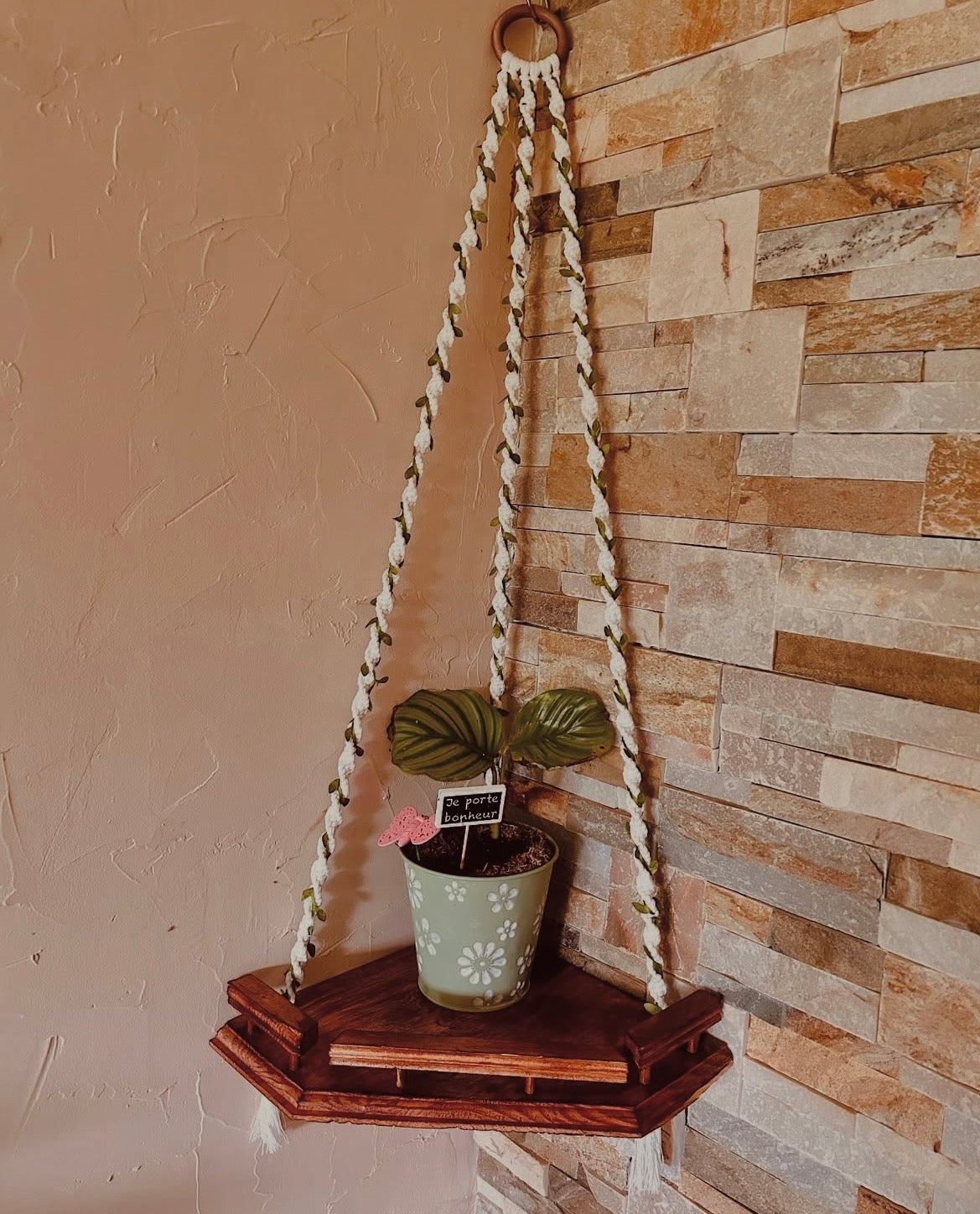 Étagère d’angle en bois