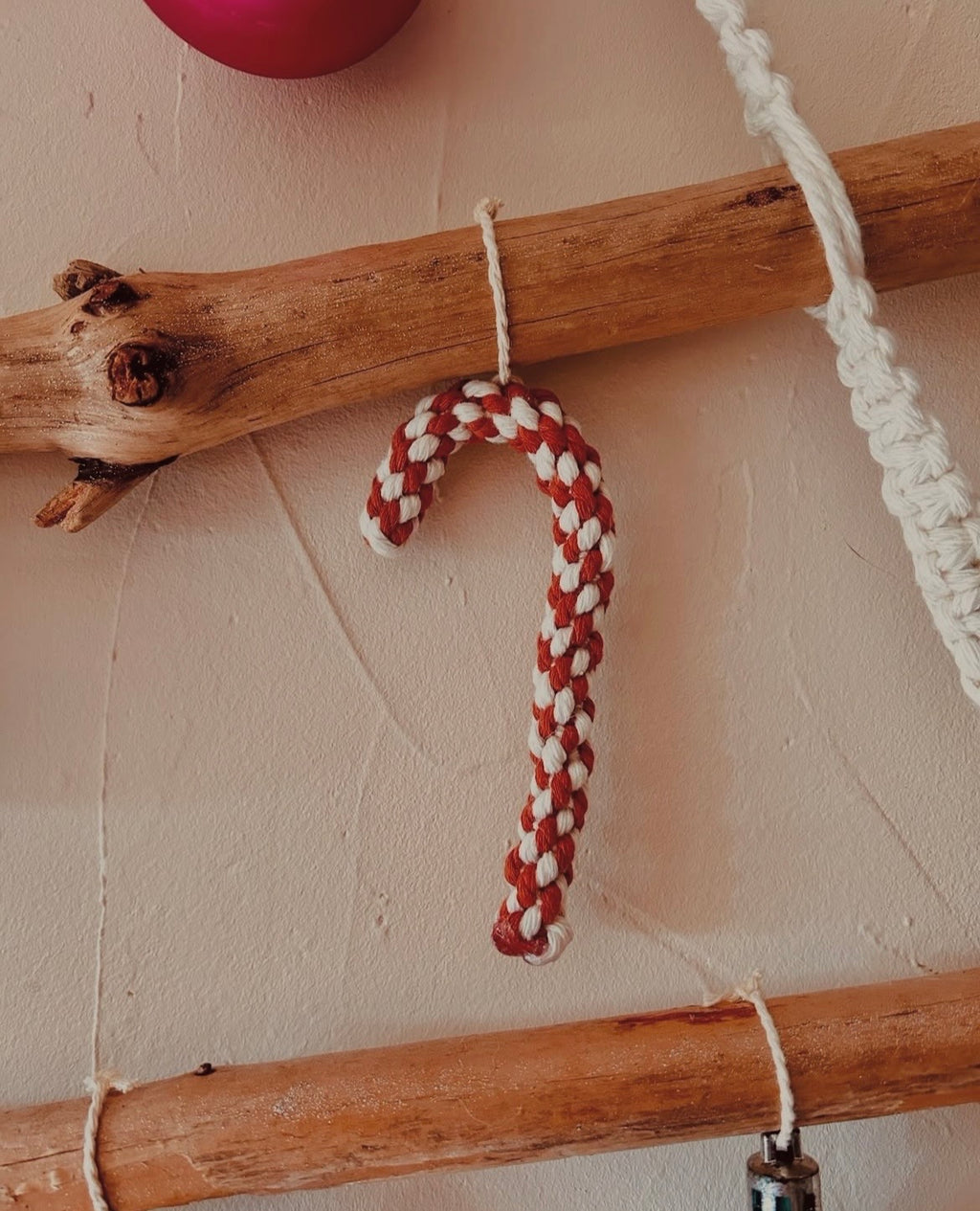 Sapin de Noël en corde et bois