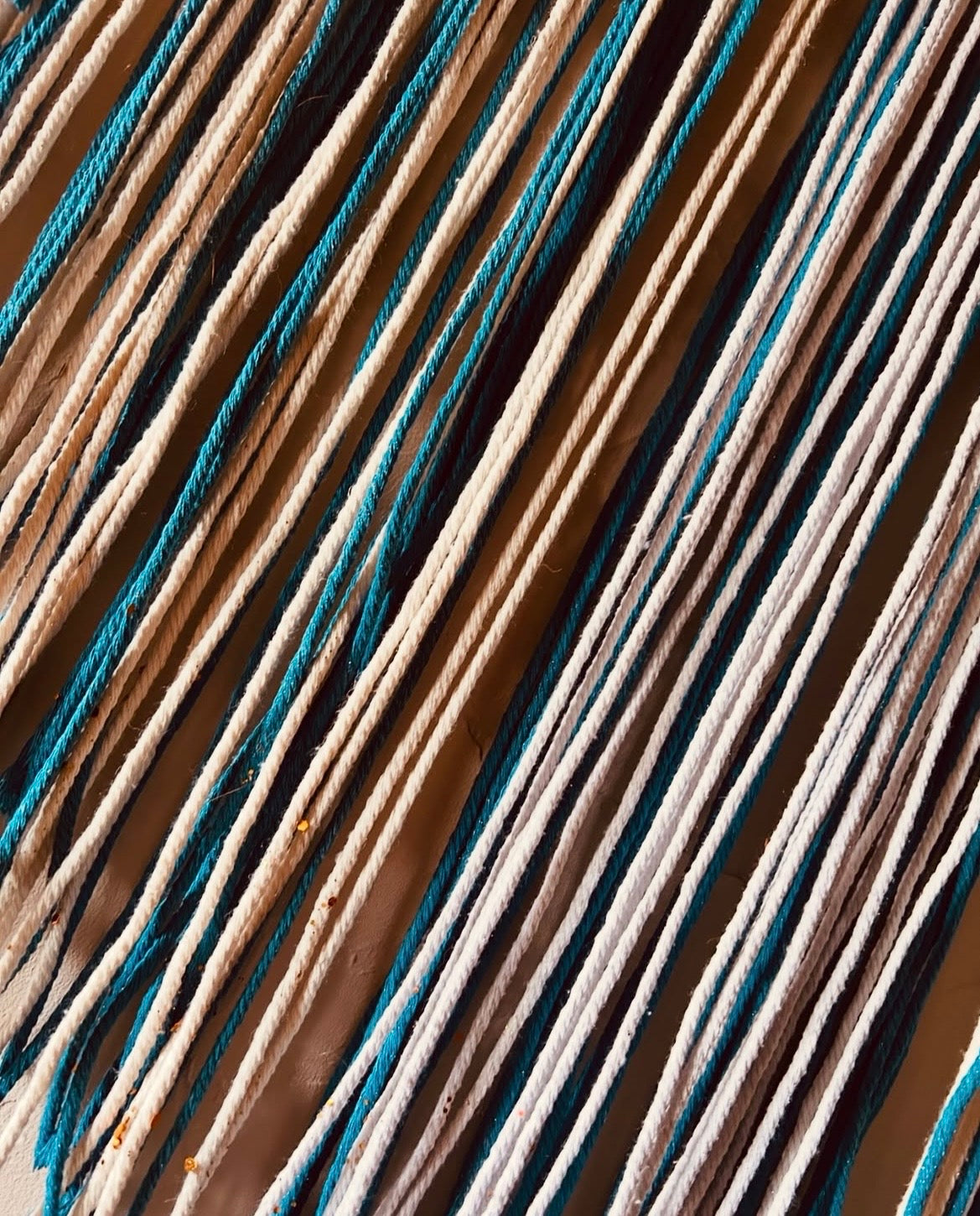 Macramé hivernal bleu et blanc