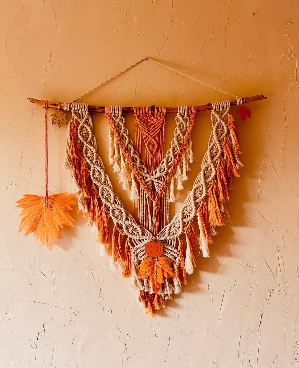 Macramé automnale feuille