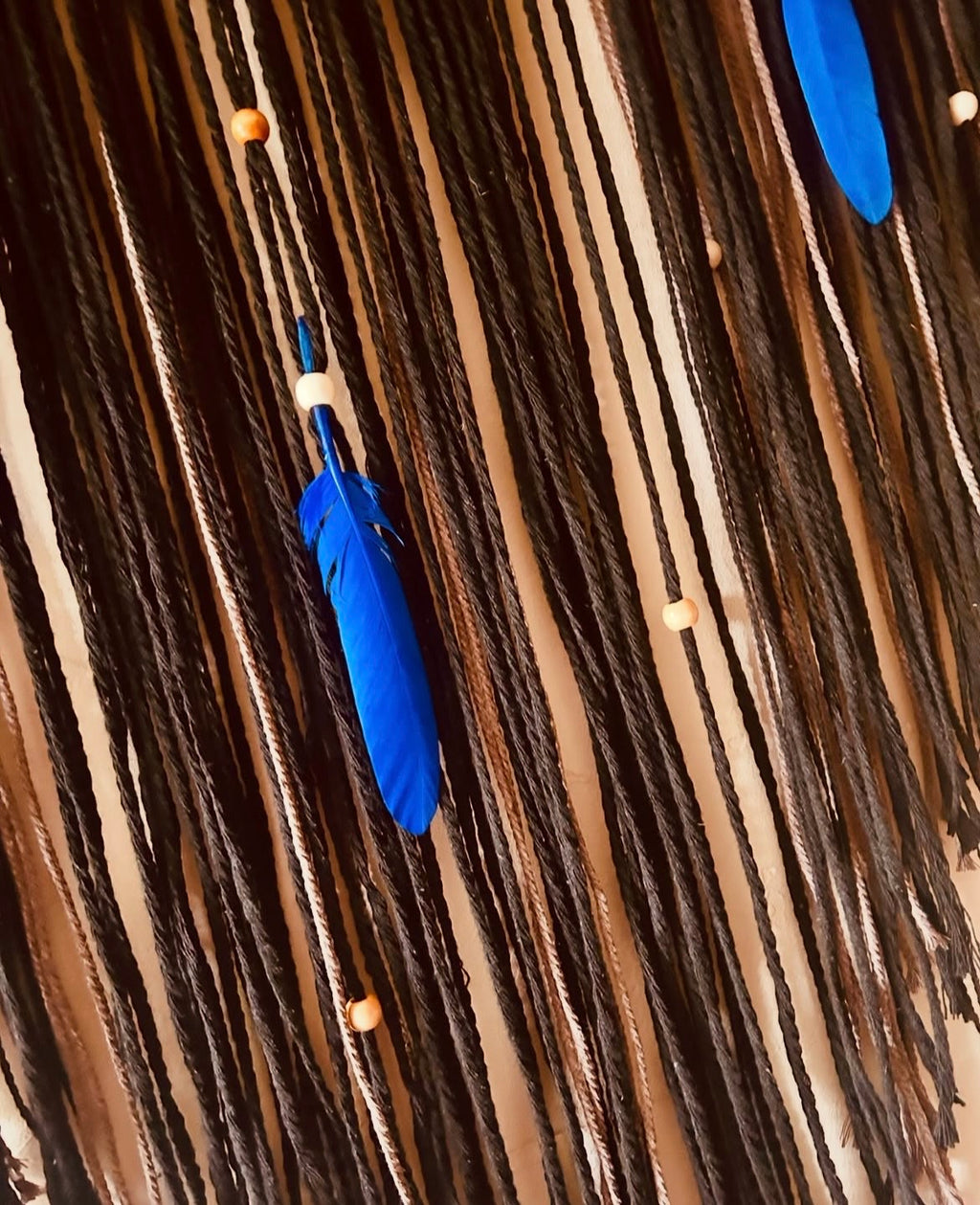 Macramé noir et bleu