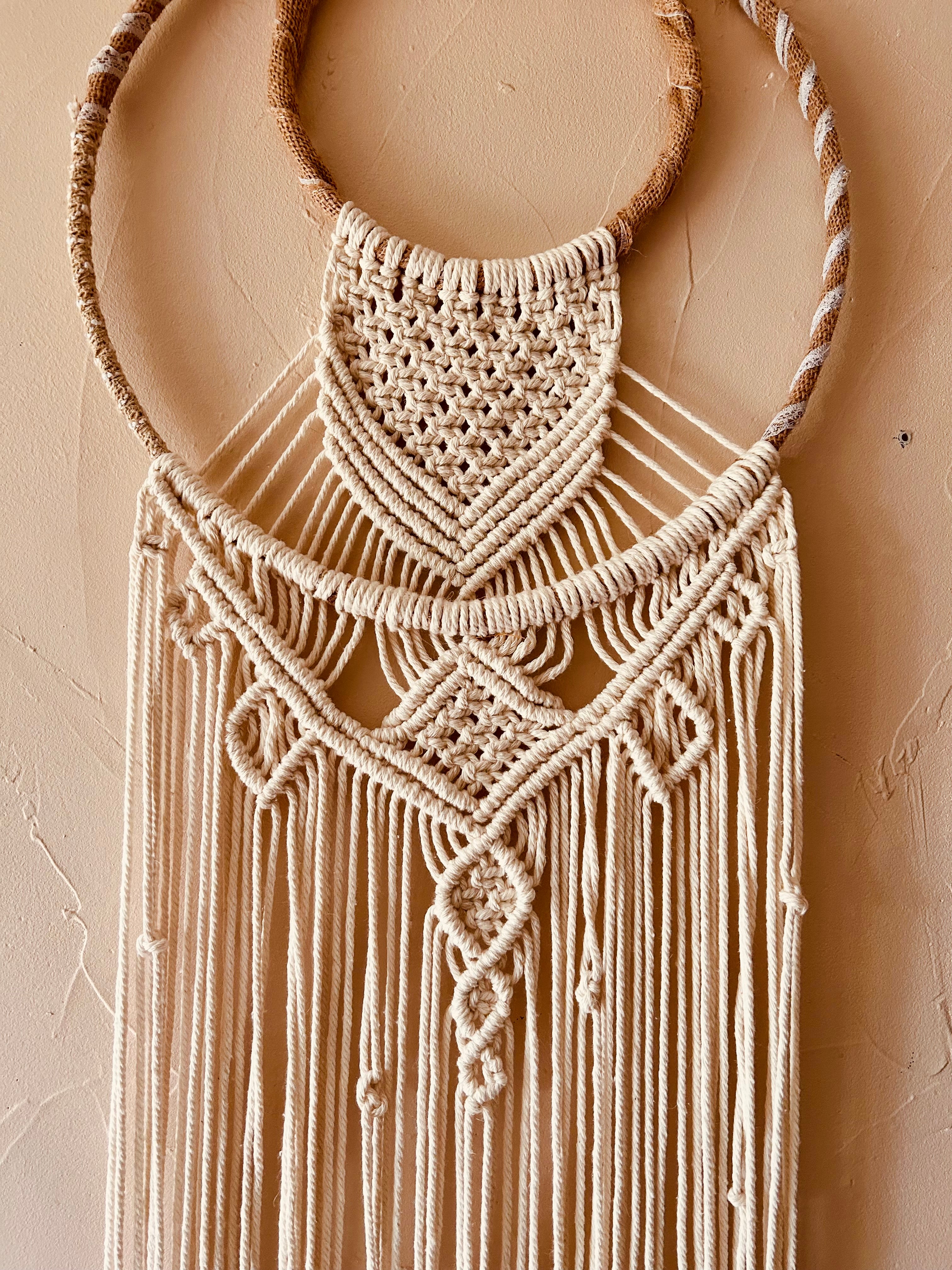 Macramé long murale